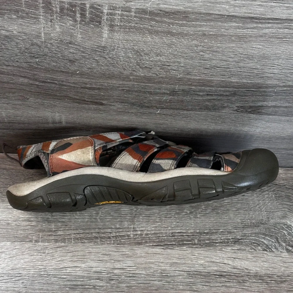 KEEN Newport H2 Sandals Mens 13 Geometric Camo Waterproof Hiking Sport Shoes